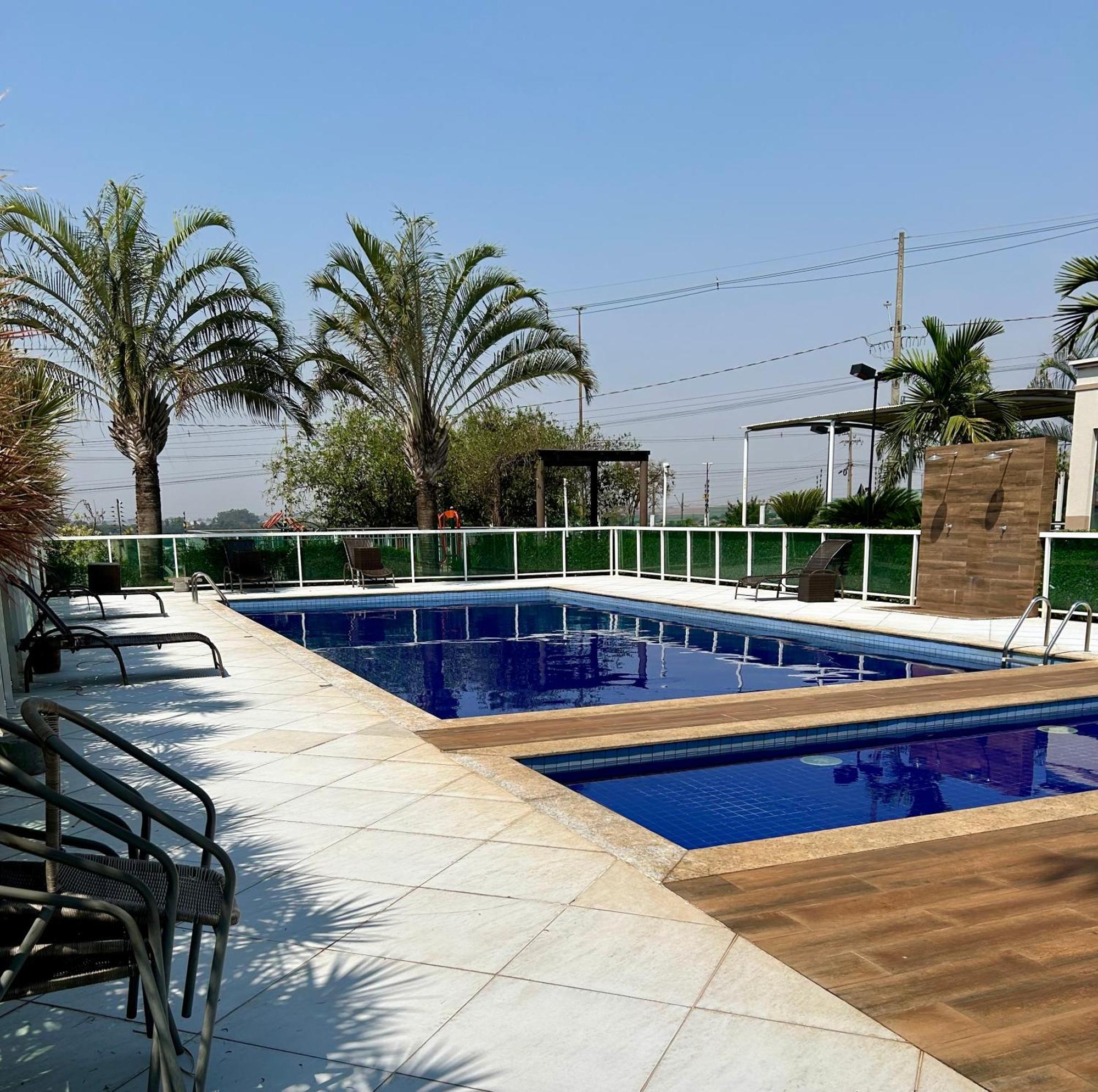 Ap Completo Vista Para Rua Arcond Wifi Piscina לונדרינה מראה חיצוני תמונה